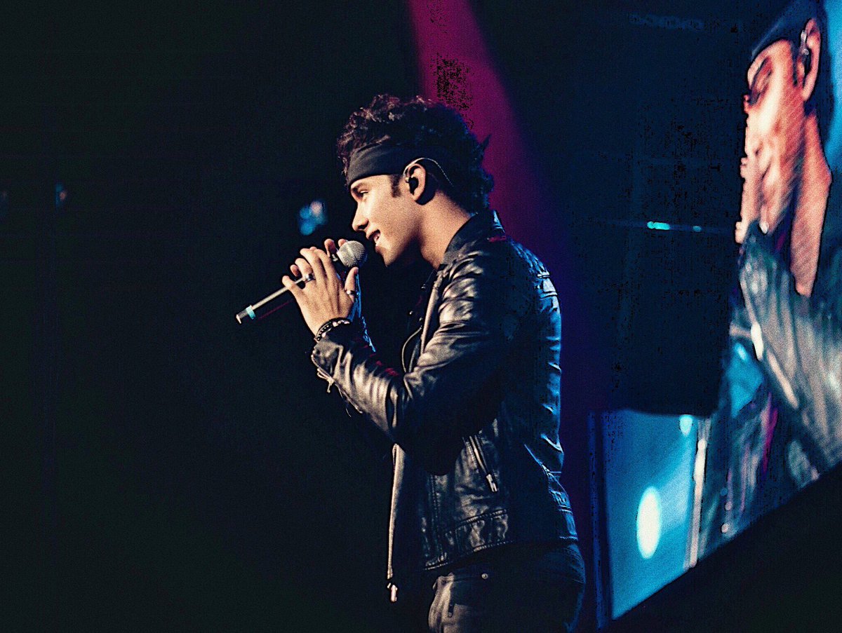 JOELDELE0N's tweet photo. ¿Están listas #CNCOwners de Durango? 🇲🇽💙 https://t.co/t4DuRw0pzY