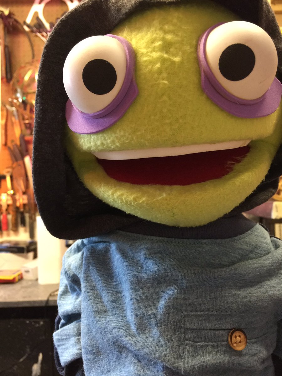 PerceptStudio's tweet photo. Cucumber here to remind you we're going #LIVE at 7:30pm PDT at https://t.co/1UvAK3wQWf ! -🥒
#perceptioncheckdnd #twitch #stream #twitch https://t.co/LURuFgz8G5