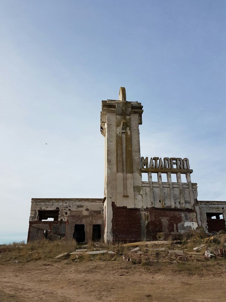 claupiri's tweet photo. #Matadero #epecuen @viajarenfoco @pueblitosba @muyviajera https://t.co/9WrEPQtoxY