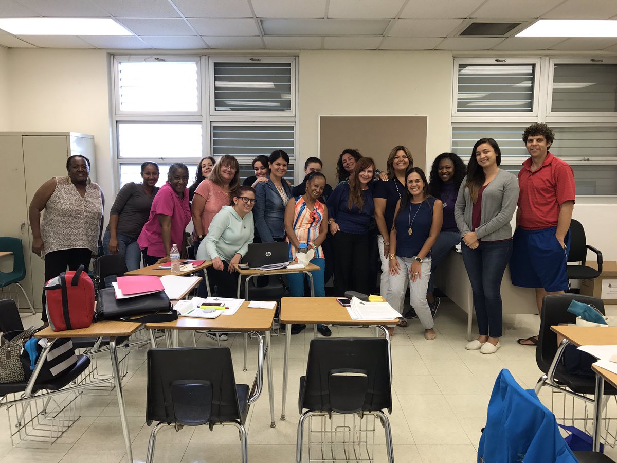 dieguez_mari's tweet photo. High 5 to Summer Academy! Reboot, Recharge, Ready! #3Rs @OfficeofESE @RazaMonica https://t.co/AGM9ywpbOF