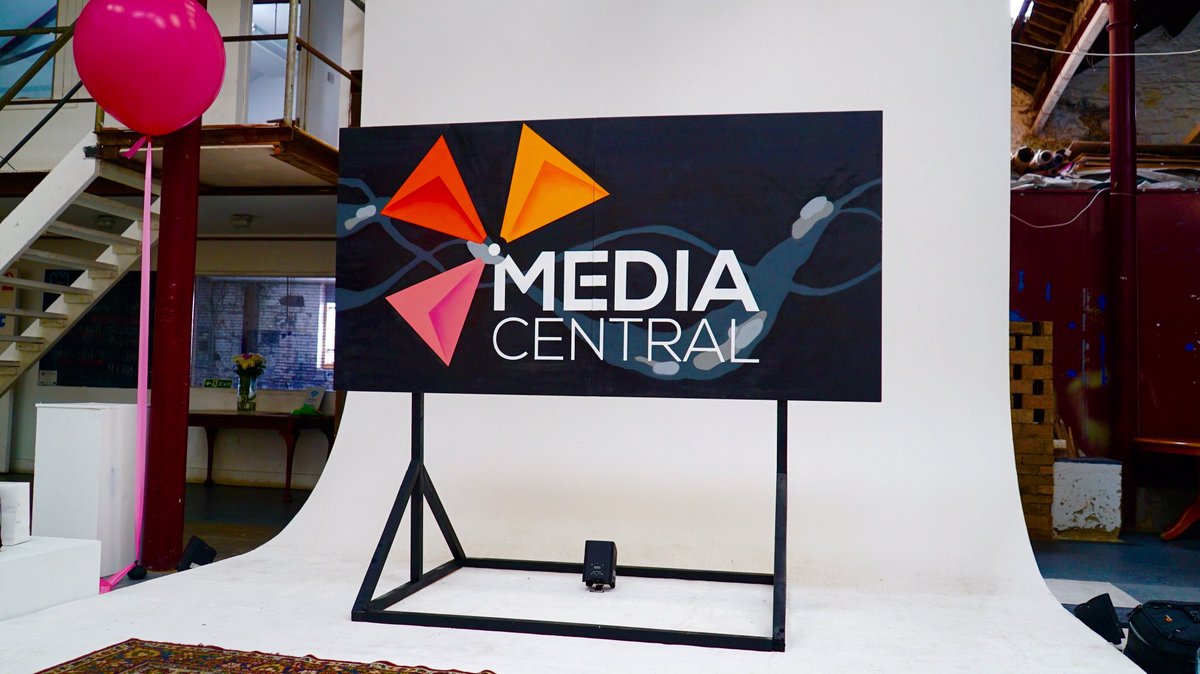 GrandDublin's tweet photo. Signage for @MediaCentralIRL at an @IAPI_Updates event. 🎈
-
#artwork
#branding 
#signpainting https://t.co/LK964tq3ow