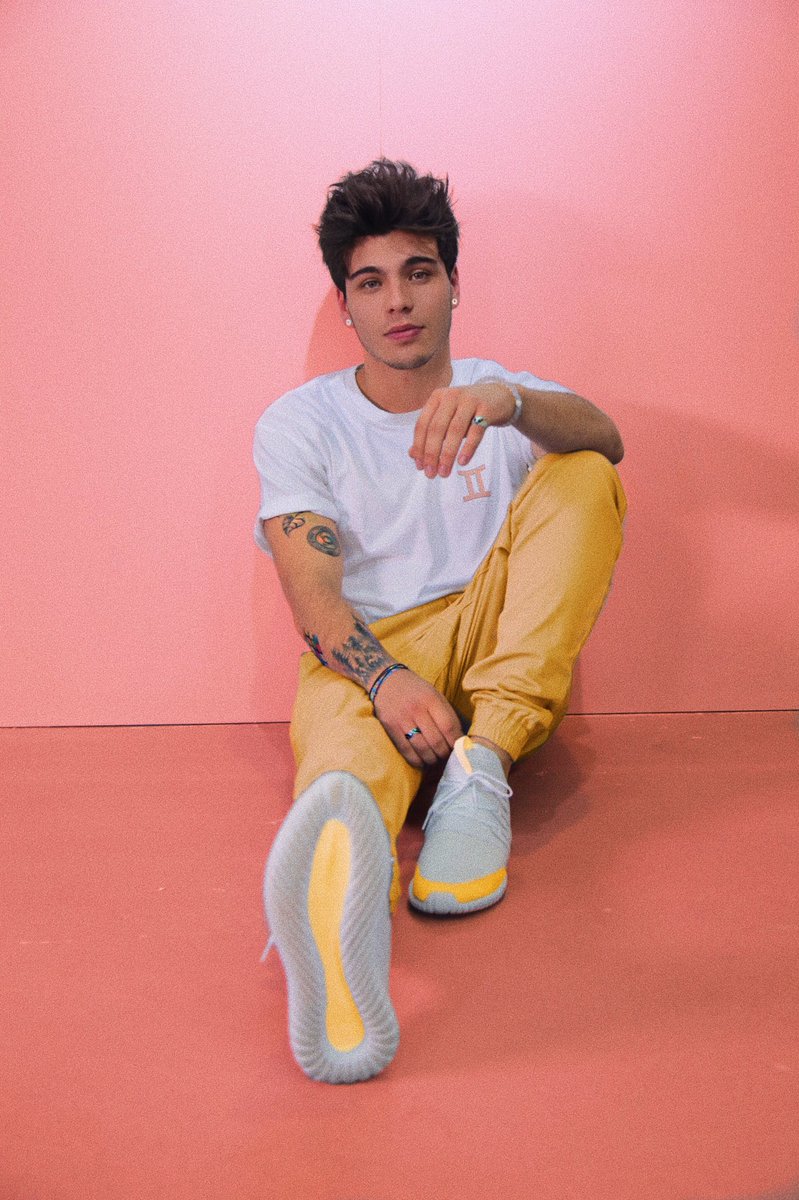 villalobossebas's tweet photo. sorpresas ⚡️ https://t.co/asL2stXKQV