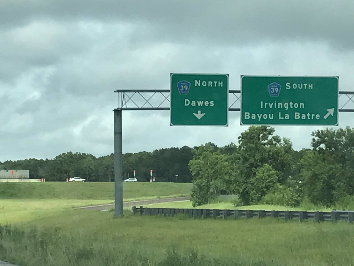 vbhasnowaves's tweet photo. @dawestheband - the fact that there are signs for Dawes everywhere got anything to do with "roll tide" https://t.co/vj3adXro2p