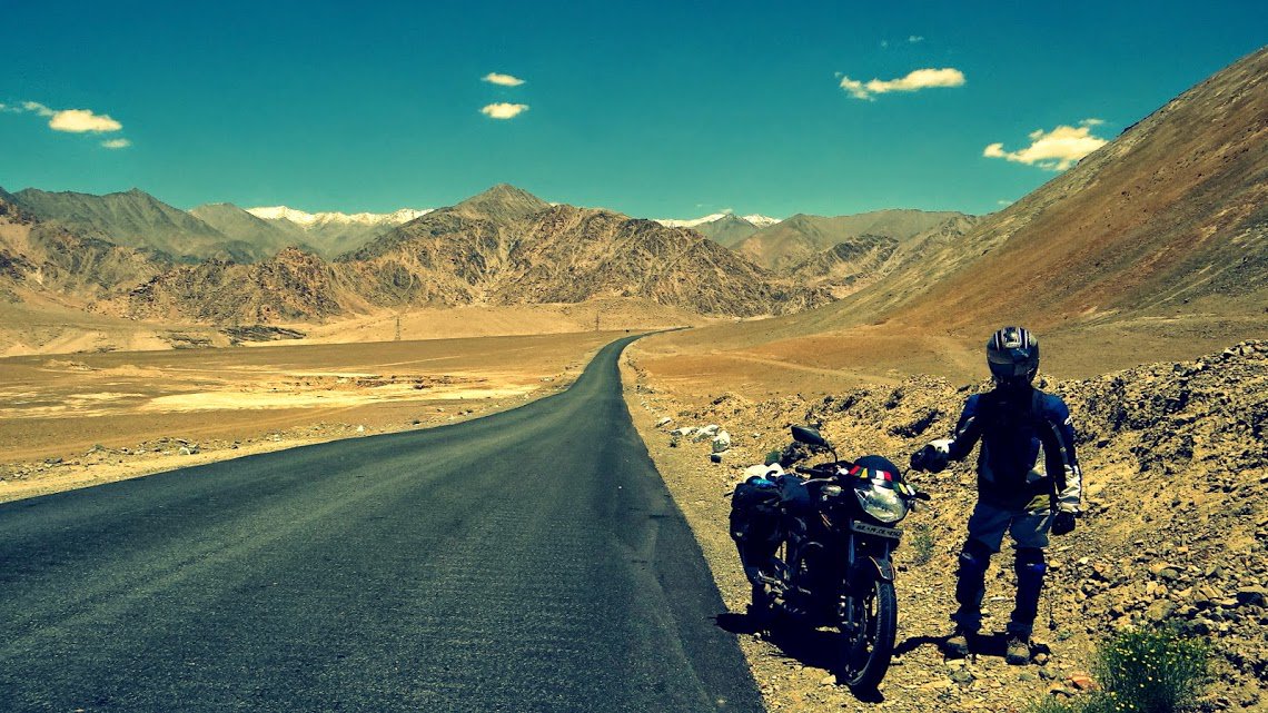 StretchPayit's tweet image. No. 3 in the list is Kargil Road, India #JammuandKashmir #kargil #roadTrip #bike