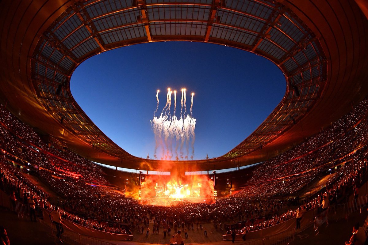 ColdplayOnChart's tweet photo. #AHFODTour #ColdplayFrankfurt 

Shows: June - 30, July - 1.
Attendance: 87,833 (Sold out)
Gross Sales: $ 9,018,910 https://t.co/vdGLdE1XAH