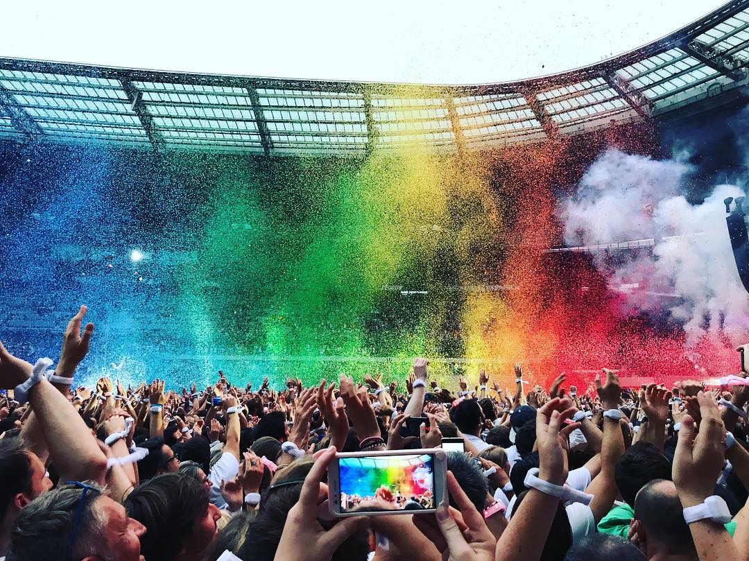 ColdplayOnChart's tweet photo. #AHFODTour #ColdplayBrussels 

Shows: June - 21 &amp; 22
Attendance: 100,489 (Sold out)
Gross Sales: $ 8,686,710 https://t.co/jzDWe3Ot1v