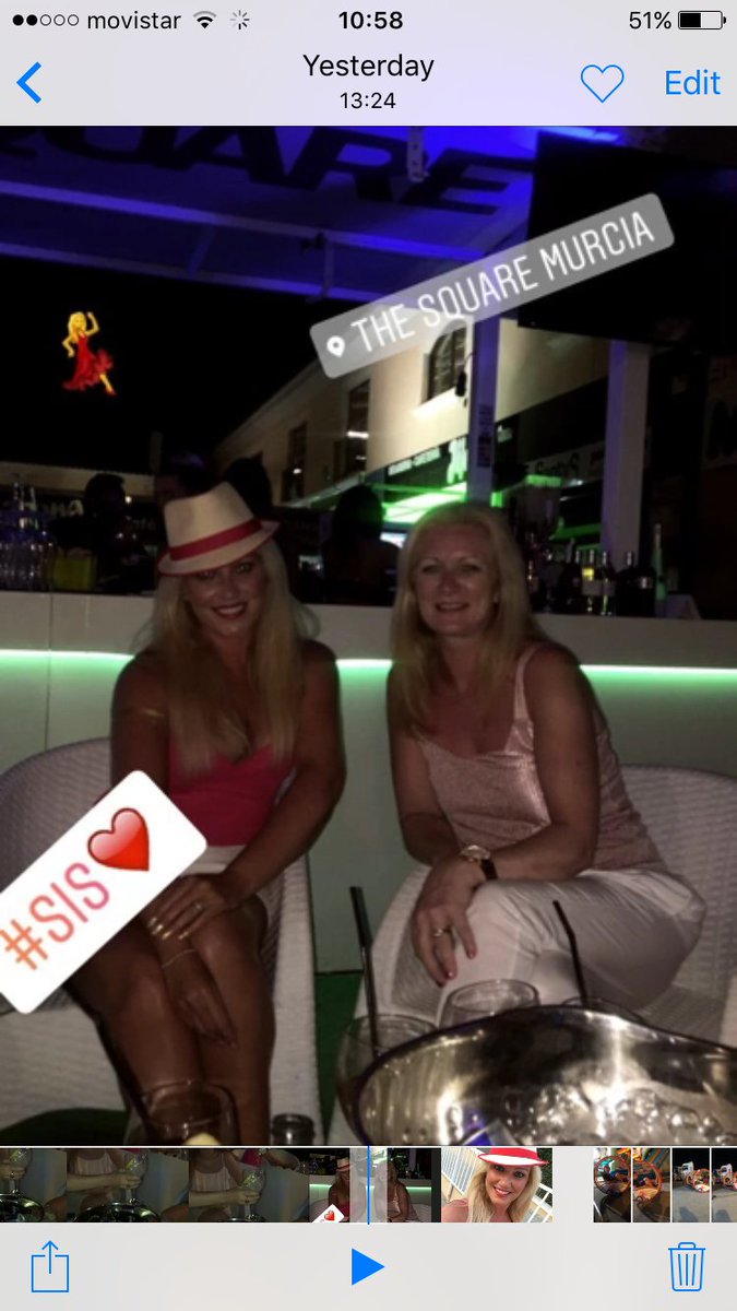 mhairimcmanus6's tweet photo. The most fabulous memories that will last forever #FamilyHoliday #murcia2017 #funnlaughter #cocktailsndancing ππΎβ€οΈ https://t.co/tZd6yjZs4p