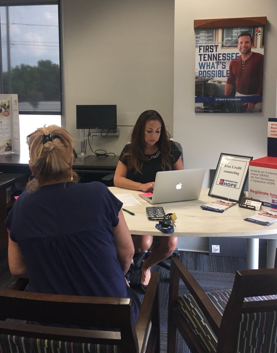 FirstHorizonBnk's tweet photo. Last week's #CHA720 event was a success! Reps at #HOPEInsideChattanooga provided FREE counseling to more than 10 people in one day's work. https://t.co/yRc7lzByAJ