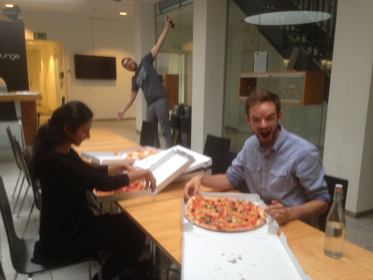 ETH_iGEM's tweet photo. Pizza makes our boys excited! #igem2017 #igem2017eth https://t.co/6p5vPahJ4B