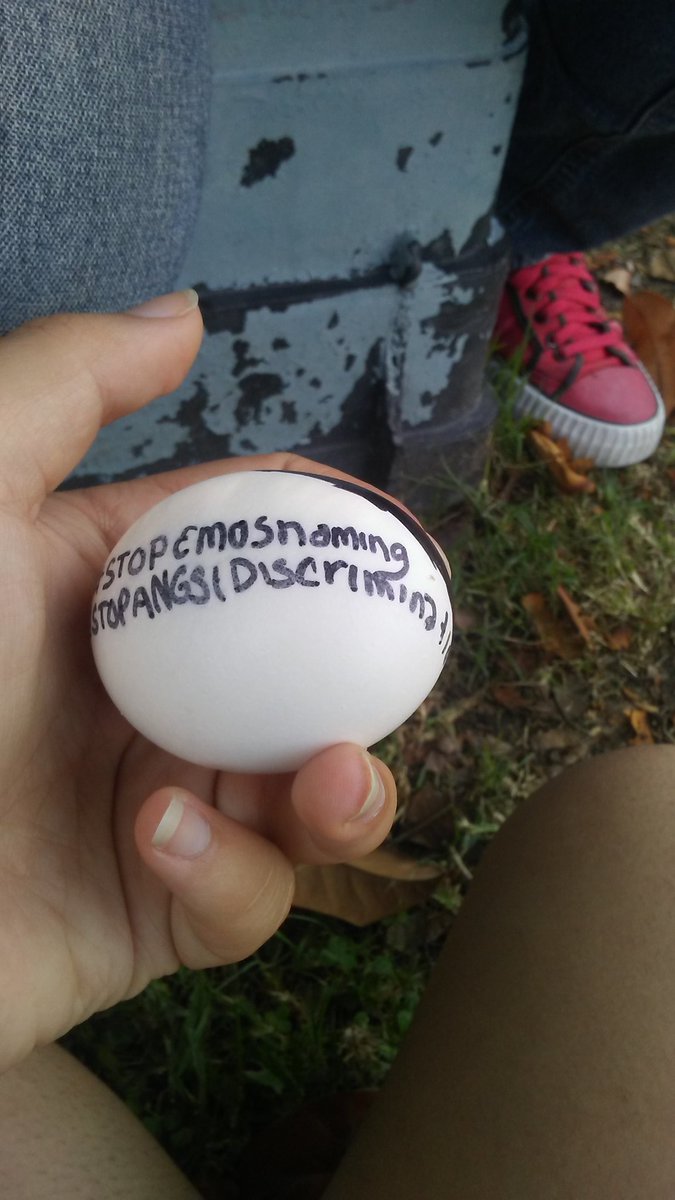 rockinphangirl's tweet photo. @danielhowell @AmazingPhil @lilhowelter #stopemoshaming #stopangstdiscrimination https://t.co/peQiZXmC1J