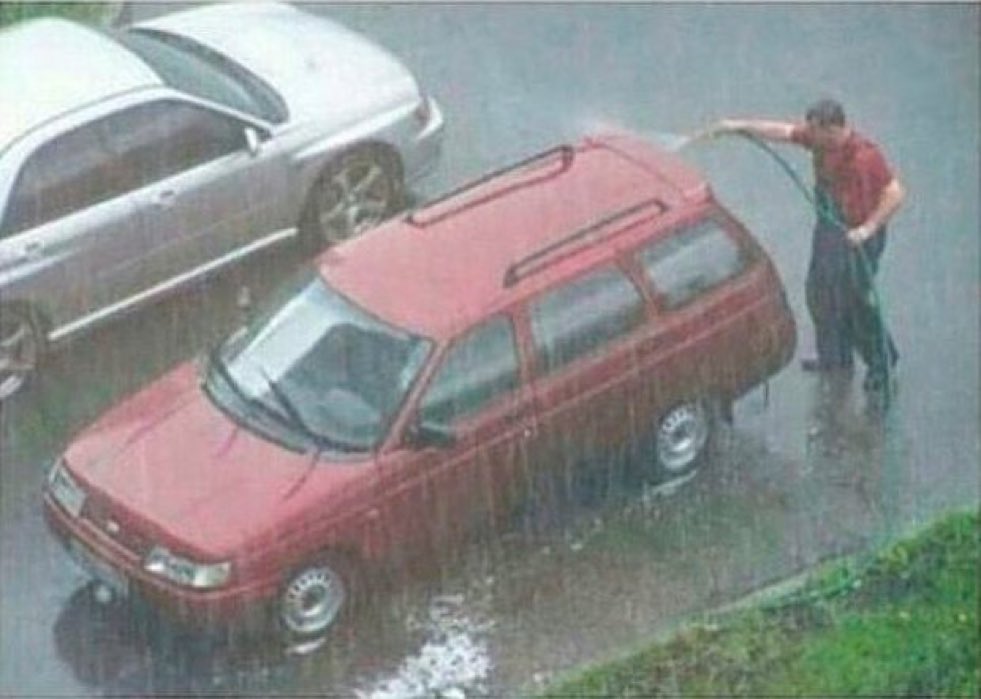 quando eu tô triste e escuto músicas tristes