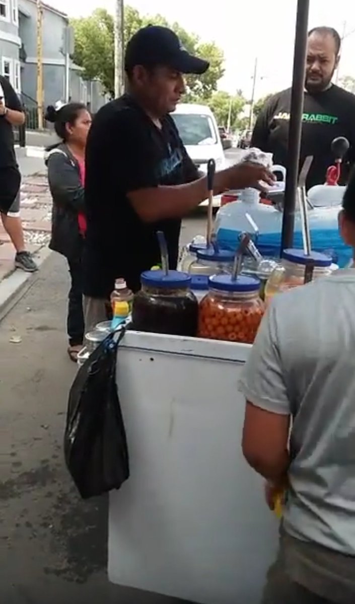 rosabran's tweet photo. support Benjamin Ramirez the street vendor today. #CarlosAHakas 
On Romaine St between El Centro Avenue and Gower Street. https://t.co/O4KNZq07n7