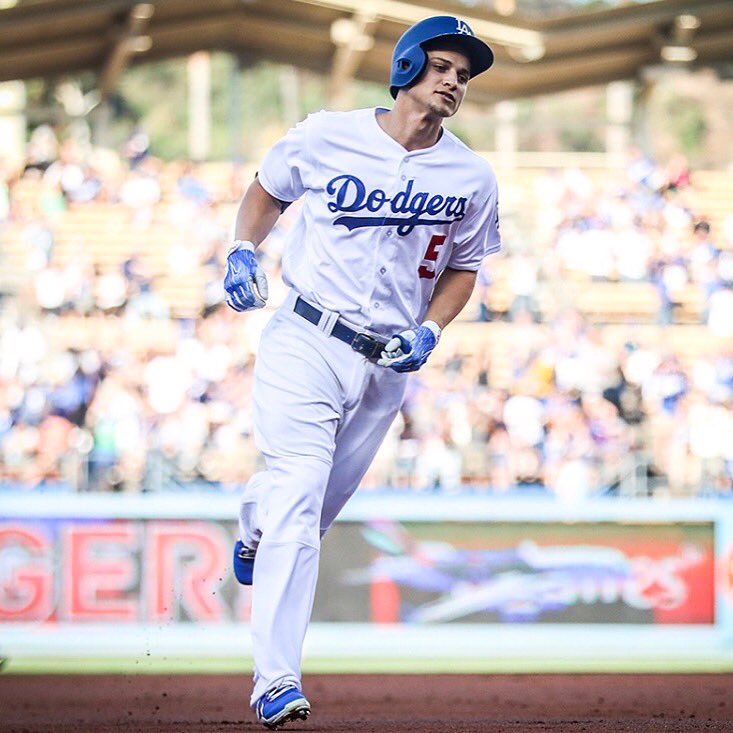 Corey Seager (@coreyseager_5) on Twitter photo 2017-07-25 22:13:17 On a mis...