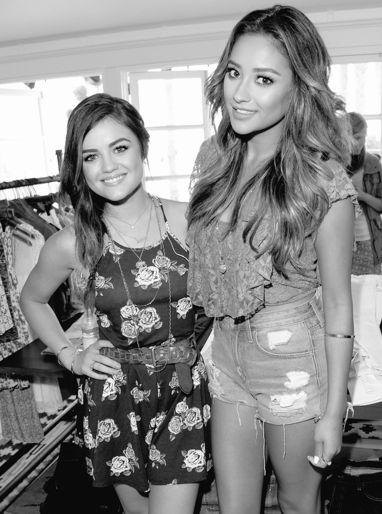 mira qué bajita eres, por favor 😻