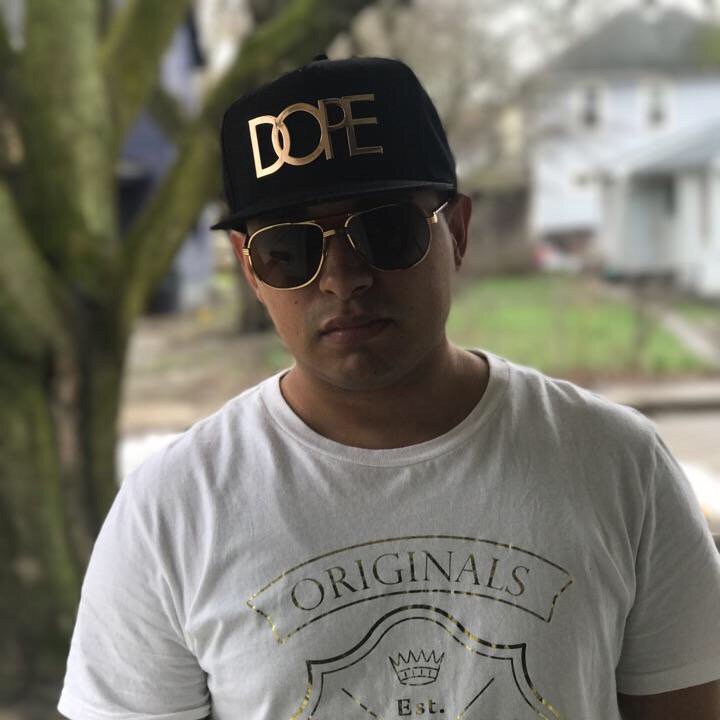 livemetaco's tweet photo. #RealizeRealLies💯 #Lit4Ever🔥😏 #Top3🙌#Liveme TurnUpKing😎😎: https://t.co/wTQLGLicpc https://t.co/M8gxszOx6L