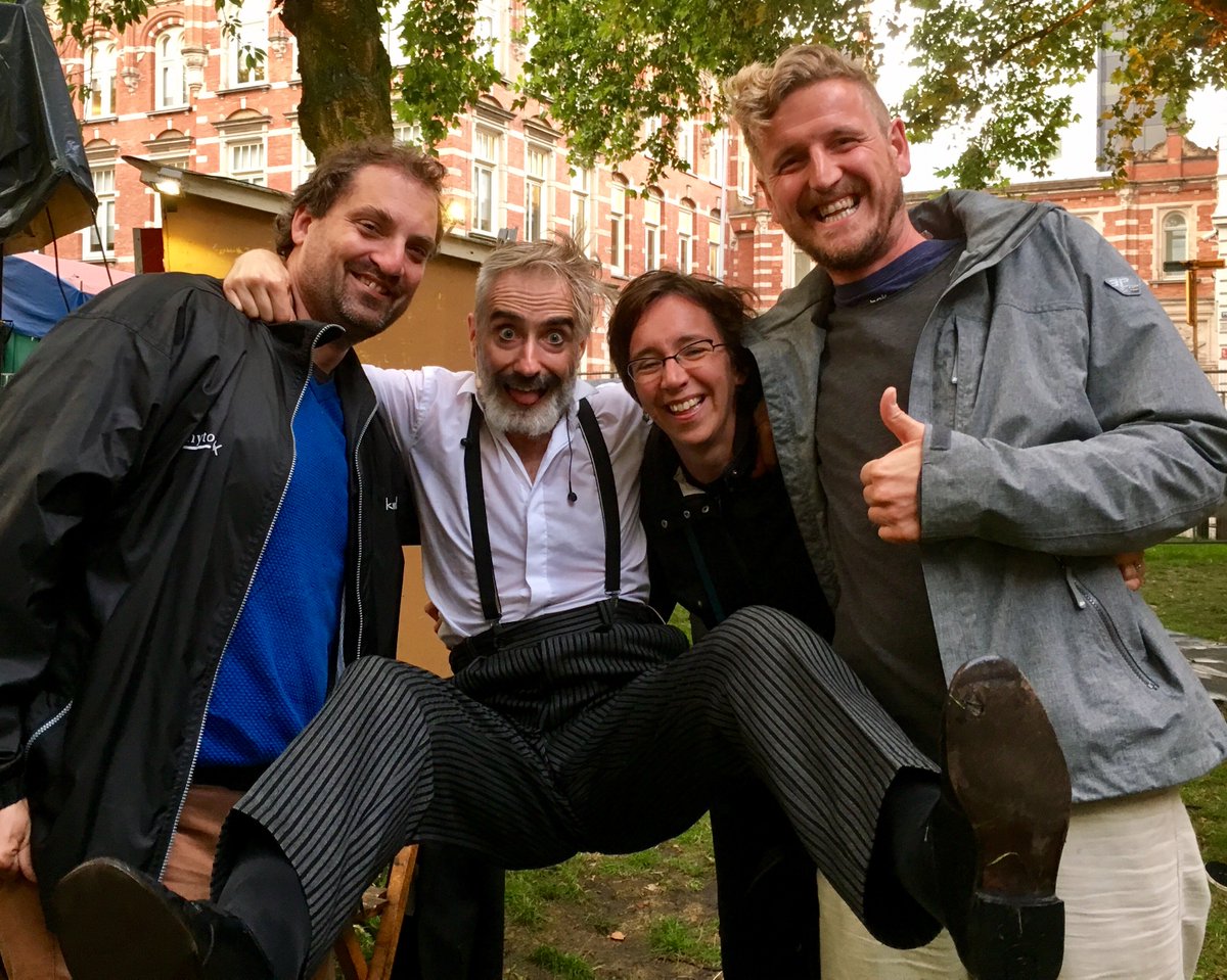dogmaUtrecht's tweet photo. Wij waren op @deparade en geven Släpstick van @wereldband 6 van de 5 sterren. 🎩🎻🎪 https://t.co/SQCkC1Ubhl