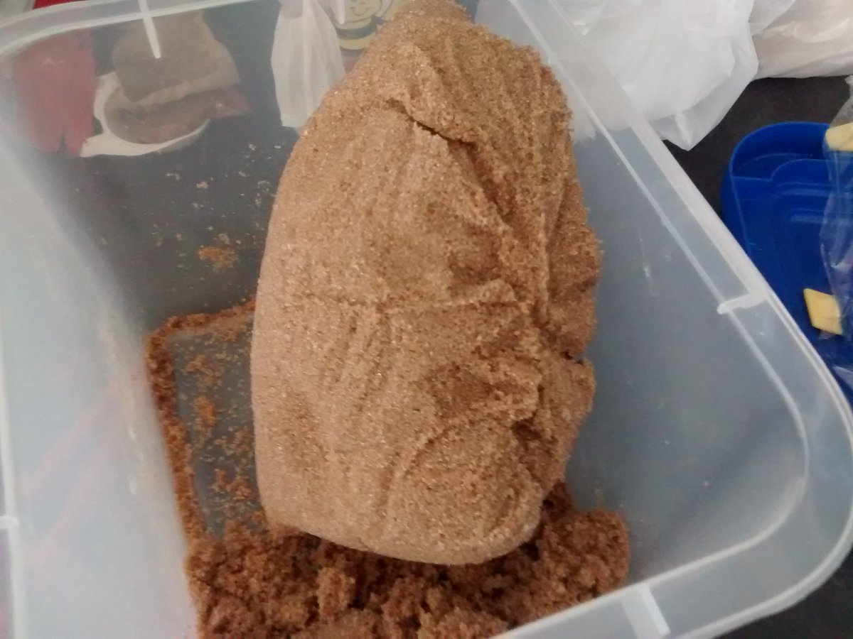 deh_voh's tweet photo. When you get the urge to bake but you live in #Saskatchewan &amp; brown sugar requires a few days notice. #dryclimate #unimpressed #missmyocean https://t.co/U5pE5pHAYE