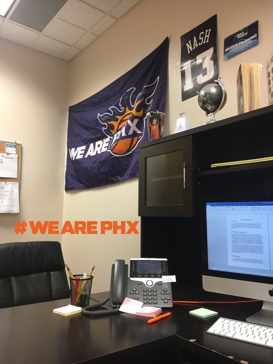 derekegonzales's tweet photo. Guys @Suns, cmon.. look at how cool my office is. 🌞🌞🌞 #BestwaySummer https://t.co/tDUbIusAes