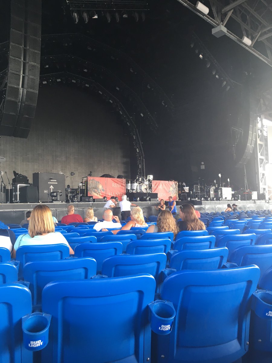 nathant84's tweet photo. @Nickelback who is ready https://t.co/JhUEHzRVMV