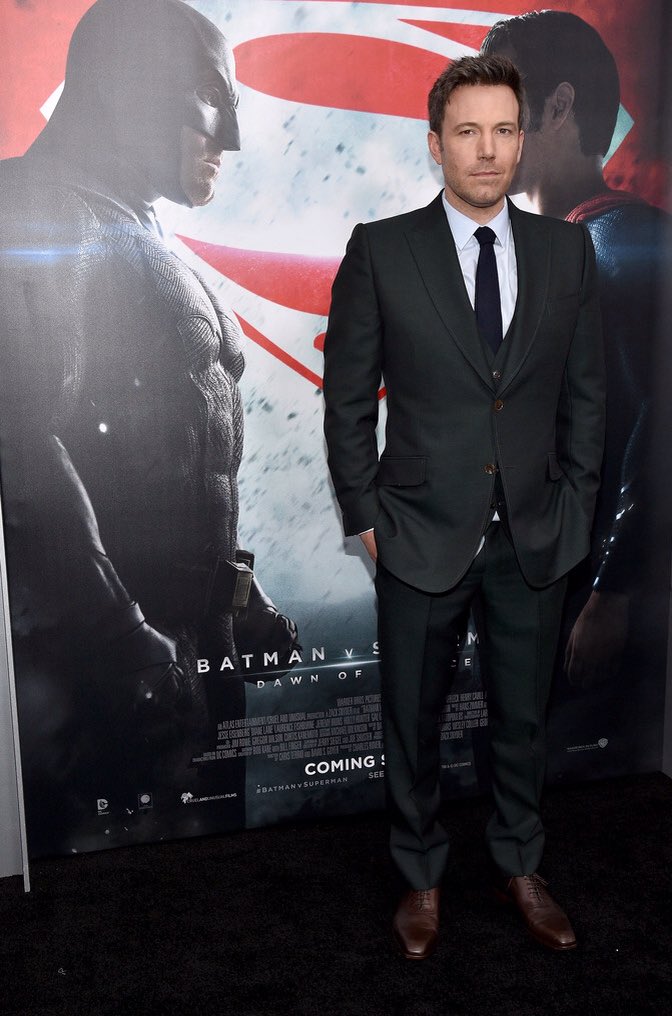 laneandkentnews's tweet photo. #BatmanvSuperman New York Premiere #DCEUTrinity @BenAffleck @GalGadot #HenryCavill https://t.co/RqALjKYPYR