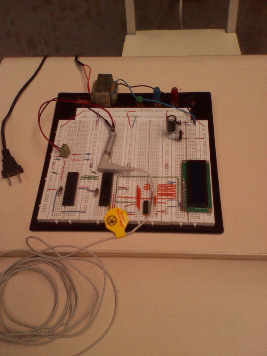 Monitor de Temperatura inalambrico. <a href="/MedozaWullian/">Wullian Mendoza</a> <a href="/JULIOLEONYARA/">JULIO LEÓN HEREDIA</a> <a href="/ciepe/">Fundación CIEPE</a> @Mppeuct @MPPEDUCACION <a href="/hugbelpsuv/">Hugbel Roa</a> <a href="/CBITYARBRUZUAL/">CBIT MCPIO.BRUZUAL</a> <a href="/NicolasMaduro/">Nicolás Maduro</a>