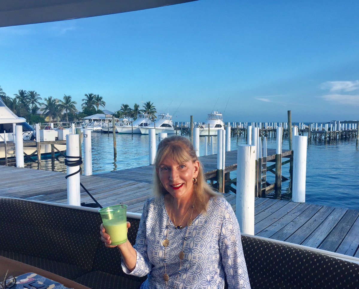 ScooperlrNora's tweet photo. OMG! Is it happy hour again already? #PinaColadaTime @561Sdpbc @SPESleader https://t.co/gQOvjxa8CV