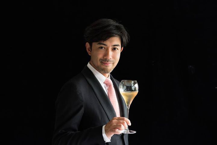 Art Of Champagne 日本初のワインテイスター 大越 基裕 Motohiro Okoshi Jsa認定シニア ソムリエ 国際ソムリエ協会認定ソムリエ ディプロマ 世界を巡りながらワインの本質を伝え続けている Art Of Champagneについて T Co Vdf6t5bozp
