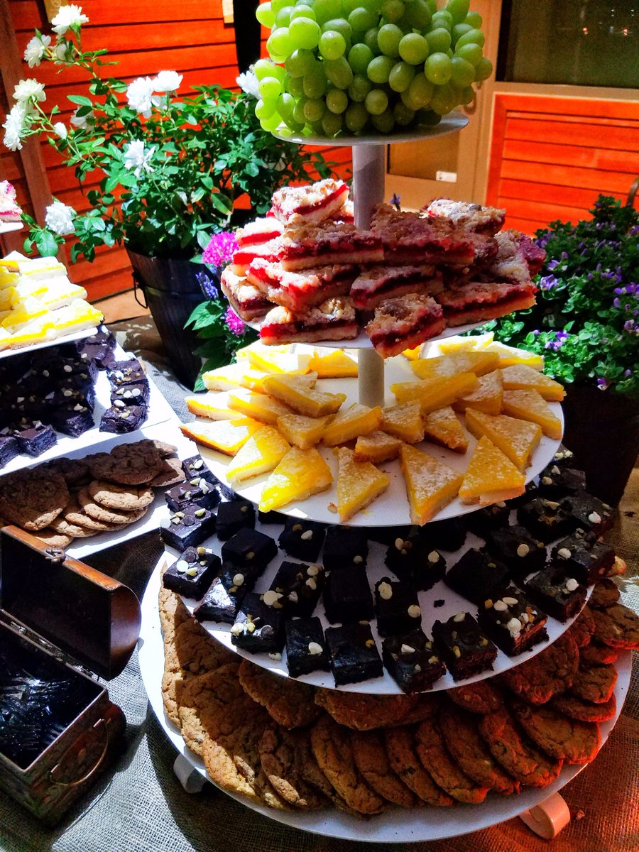 OfficialZCater's tweet photo. Ending the work day and starting this lovely afternoon with a sweet tooth, one of our simplified, yet colorful and tasty dessert displays. https://t.co/bEqvp78js3
