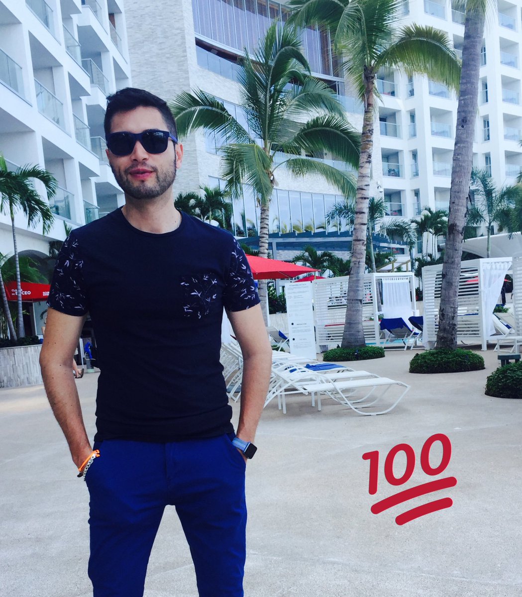 frenmtz's tweet photo. Gracias @FA_Grand_Hotel #Vallarta por todas sus atenciones y la magia de estas vacaciones! 🦄 https://t.co/aYZ39Qqxuu