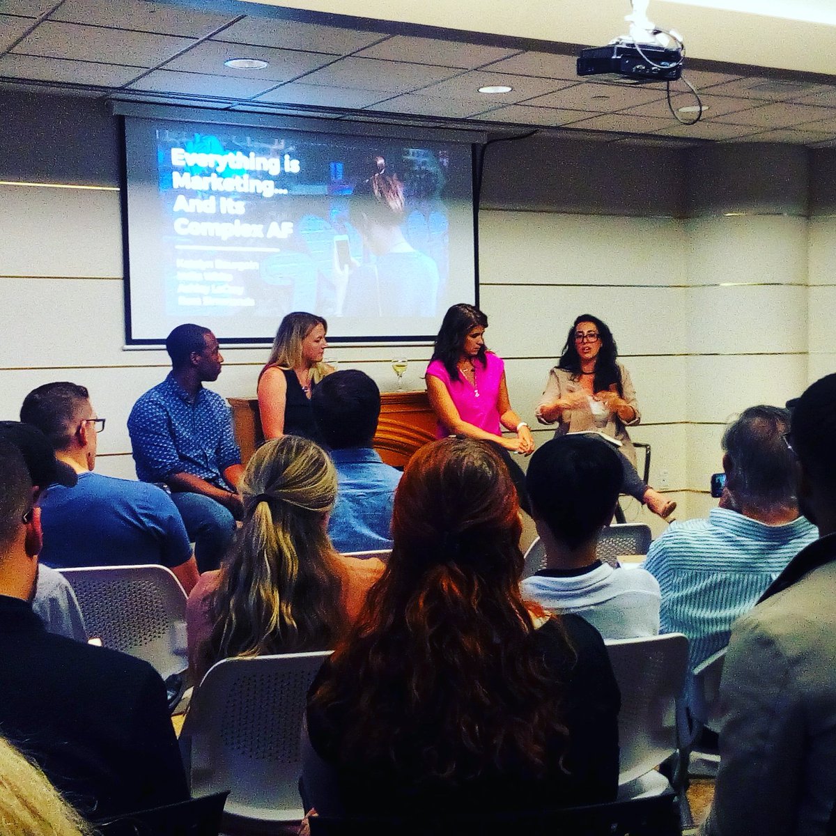 angela_rafuse's tweet photo. Another great event @voltaeffect #marketing #complexaf https://t.co/er2F4PKrTa