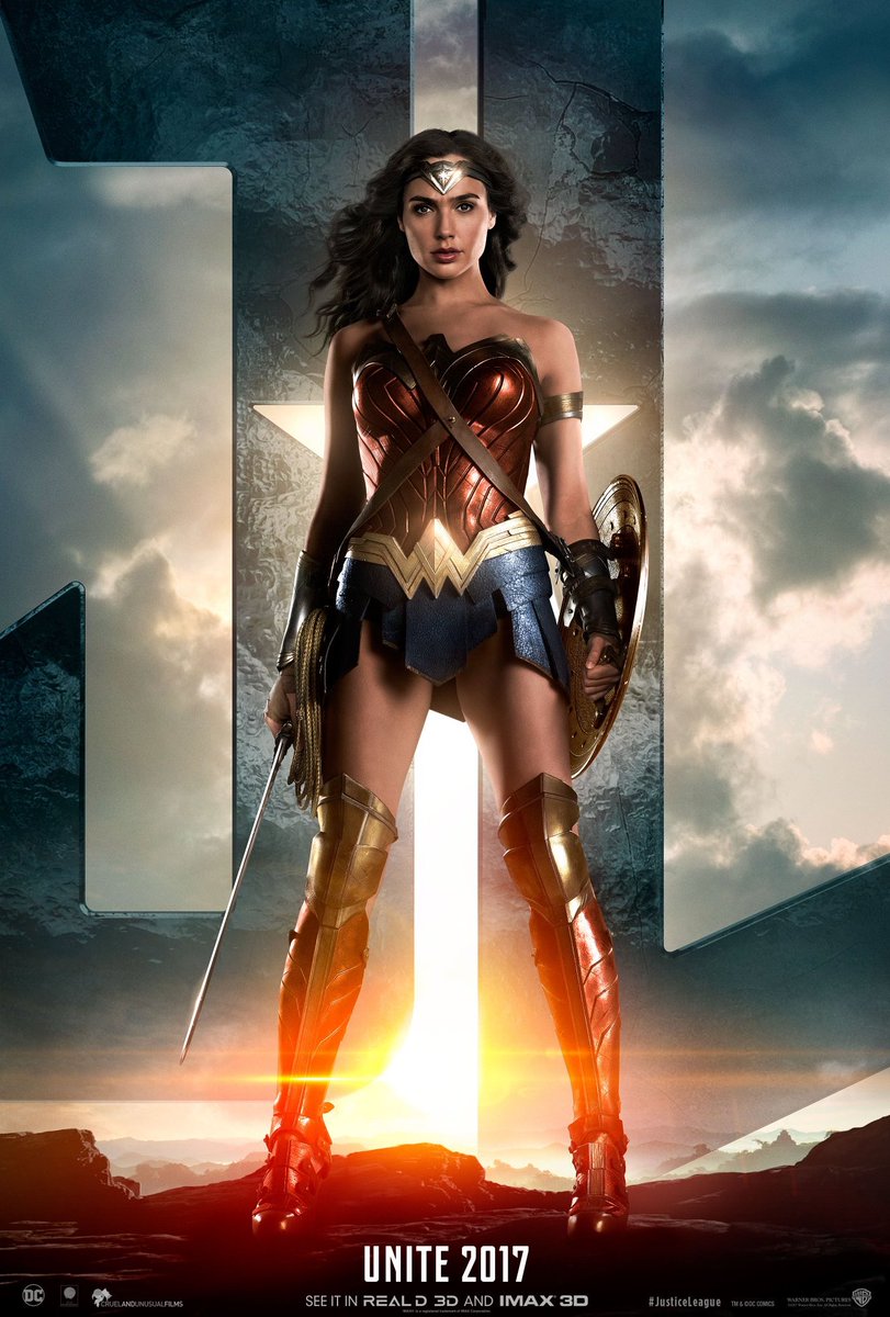 laneandkentnews's tweet photo. #Batman 🦇#WonderWoman #Superman 🚀 (Fanmade) #JusticeLeague character promo posters! #DCEUTrinity https://t.co/Q0DExvOTpO
