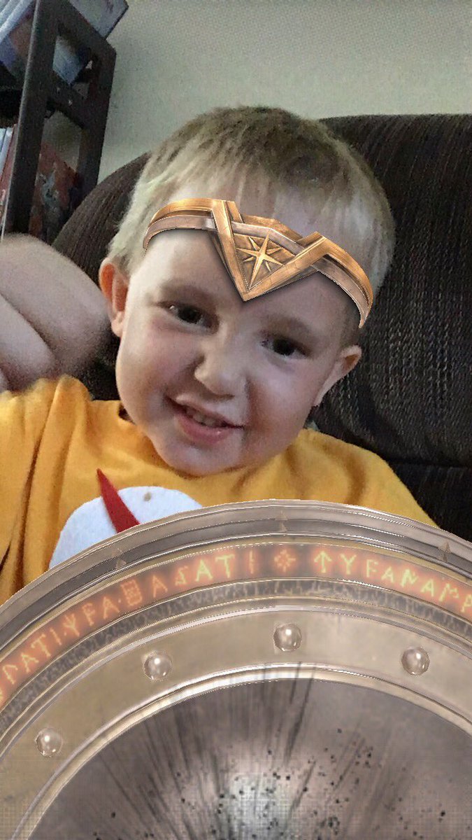 D21Beast's tweet photo. I'm not usually one for instant filters or AR, but these ones work for me.
(Notice my son was already dressed as Kid Flash ๐ค๐)
#comickid https://t.co/E5mRLlfMXs