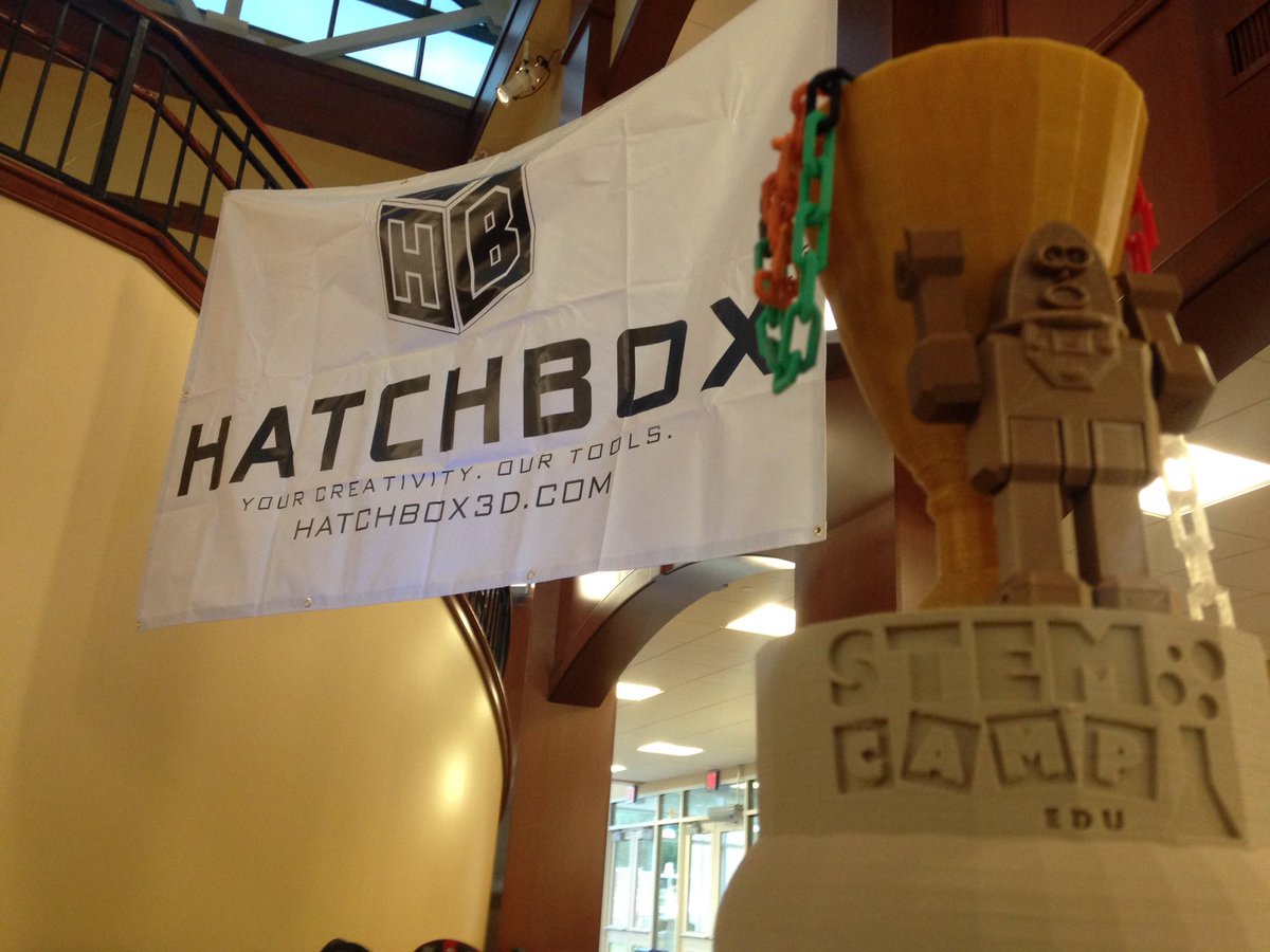 DGoochee's tweet photo. $200 3D printers. I would save money with all the d&amp;d figurines and Catan boards I could print. #hatchbox #stemcampgames #STEMCampEDU https://t.co/vITOBsLCxM