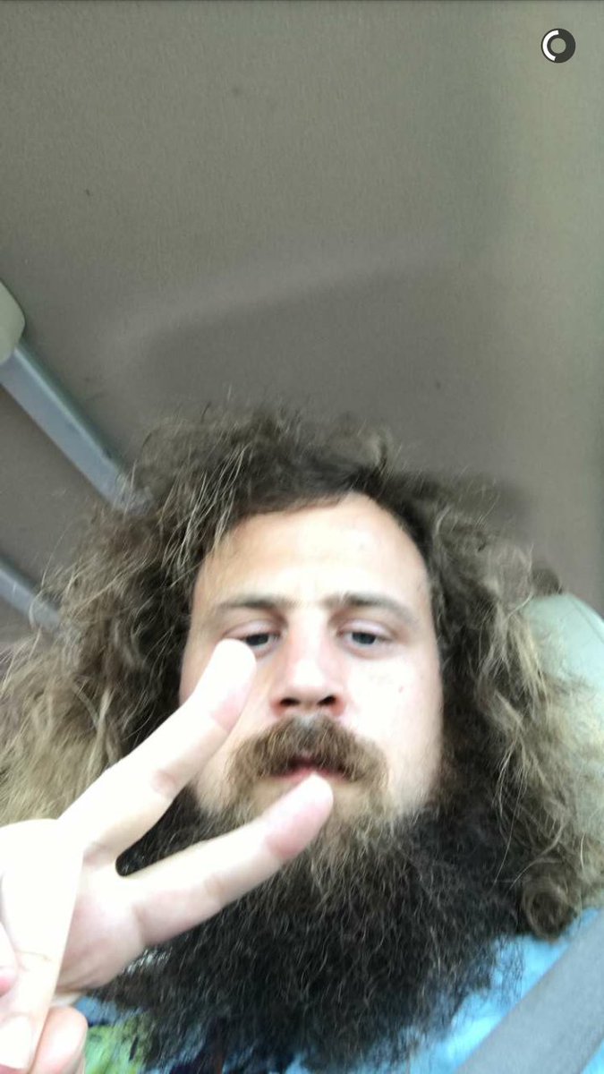 HomeGrownMomma1's tweet photo. @HippieSabotage just SC my kid and made her freaking life complete #ThankYou #youhavenoideawhatthatmeans https://t.co/PhGLfjf5zD