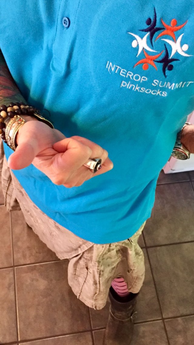 there was a shirt in my mailbox 😊 <a href="/DrAmirMehrkar/">Amir Mehrkar</a> 👊 #Interopwarrior #interopsummit #pinksocks 🌍💖😊✨ <a href="/InteropSummit/">InteropSummit</a>