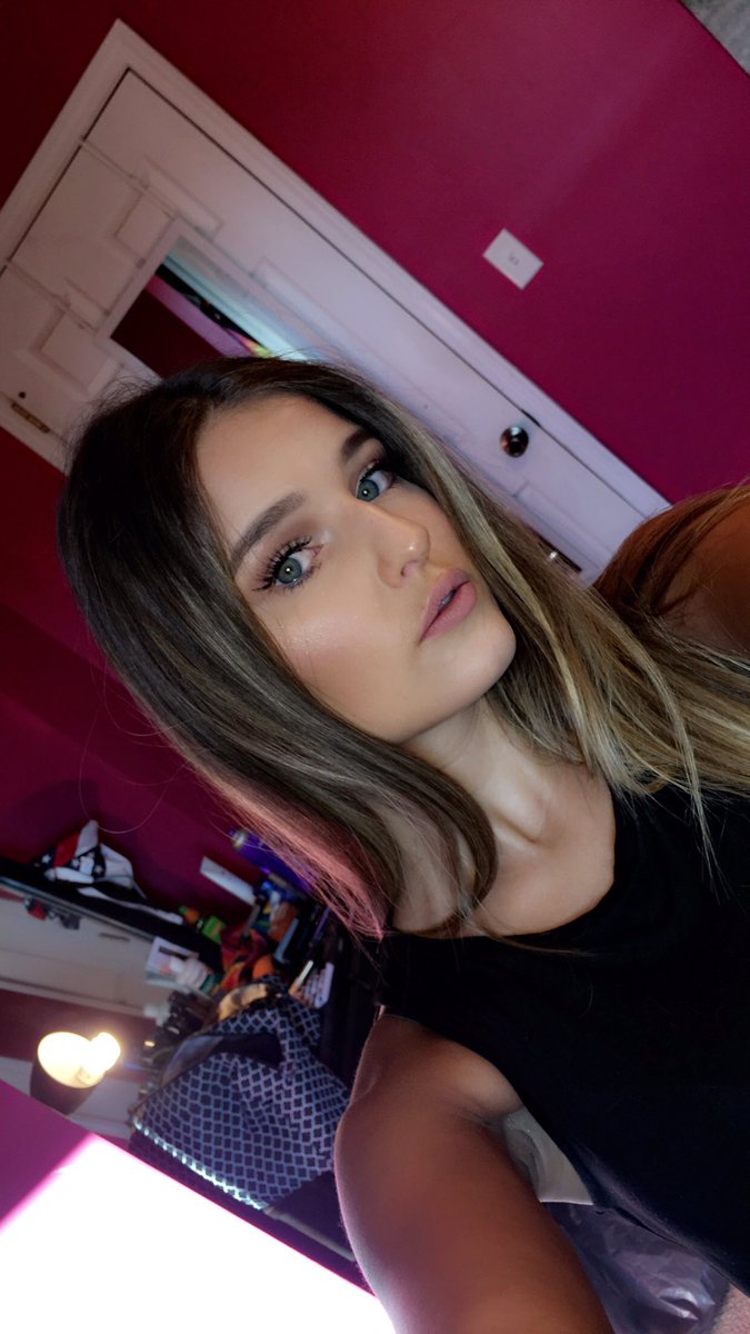 brinicoledavis's tweet image. it's five o'clock in the morning and want you