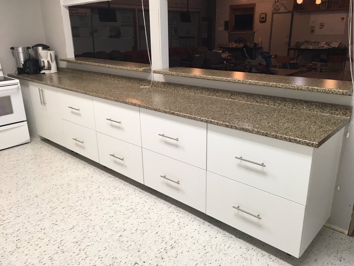 Finally finished the kitchen installation. A little bit of work left but very close to finished. Thanks to everyone who helped out!!!