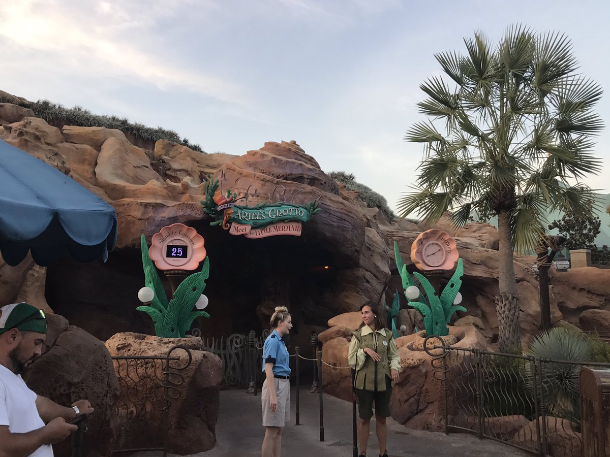 WDWNT's tweet photo. Apparently no one knew what Ariel's Grotto was, so they made the sign more descriptive https://t.co/by7oUv0Ryd