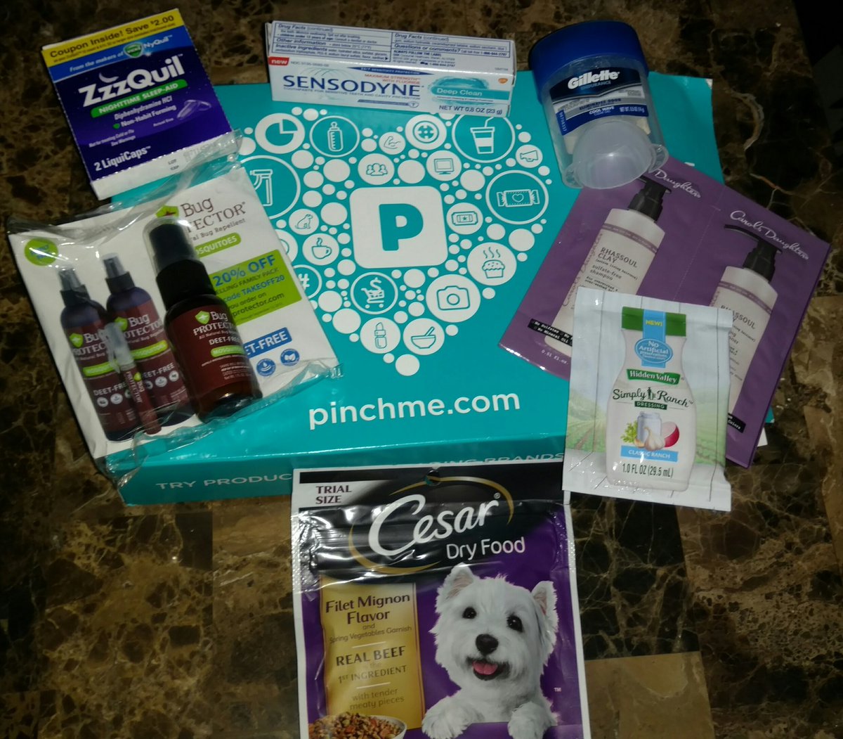 RoadRunner_TX's tweet photo. I just received my first box of goodies from @pinchme  #HAPPYPINCHER https://t.co/wT6lEFD51G