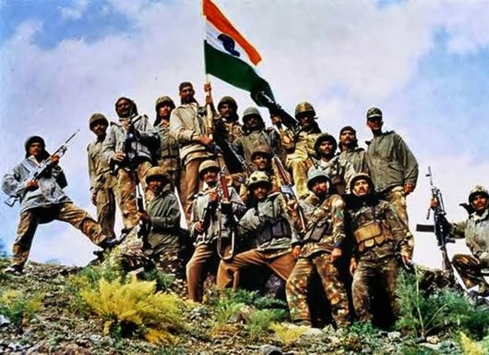 WebsiteManIn's tweet photo. Kargil Vijay Diwas reminds us of India’s military prowess &amp; the great sacrifices our armed forces make while steadfastly keeping India safe. https://t.co/MJuSZIUikn