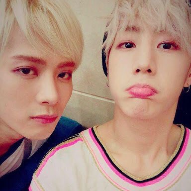 Jakson_g7's tweet photo. 00line👧🏻
新米アガセ🐥
じぇくよりおる🐶👑
たくさんのアガセと繋がりたい🌈
#Twitter上にいるGOT7ペンさん全員と繋がるのが密かな夢だったりするのでとりあえずこれを見たGOT7ペンさんはRTとフォローしていただけると全力でフォローしに行きます #アガセと繋がりたい https://t.co/2gmyxMFmj5