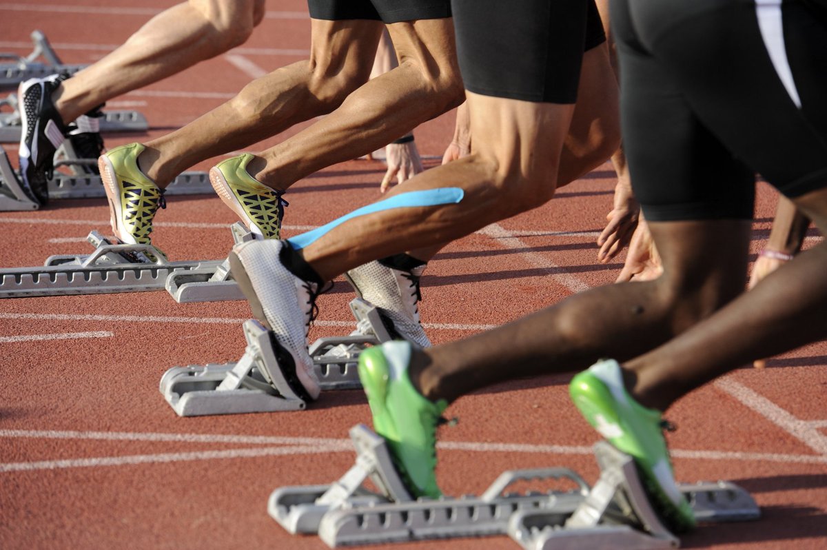 📝👋Christophe ∆SSΞLIN  (@asselin) on Twitter photo Nouveau billet sur le blog : 
Comment déceler la stratégie de vos concurrents grâce à l’écoute des médias sociaux ? blog.digimind.com/fr/insight-dri… Nouveau billet sur le blog : 
Comment déceler la stratégie de vos concurrents grâce à l’écoute des médias sociaux ? blog.digimind.com/fr/insight-dri…