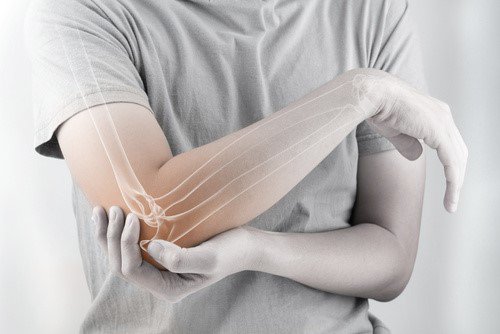 AmiproSA's tweet photo. Vit D deficiency has serious health consequences (osteoporosis autoimmune diseases hypertension) Make sure you're Vit D healthy! #vitaminD3 https://t.co/OfIU0na9Ld