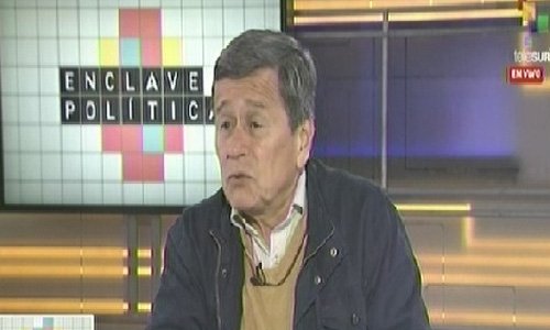 teleSURtv's tweet photo. #AHORA | Pablo Beltrán: El ELN tiene apoyo popular #EnClavePolitica https://t.co/tqMKHfl0b4 https://t.co/C9MDz9YETP