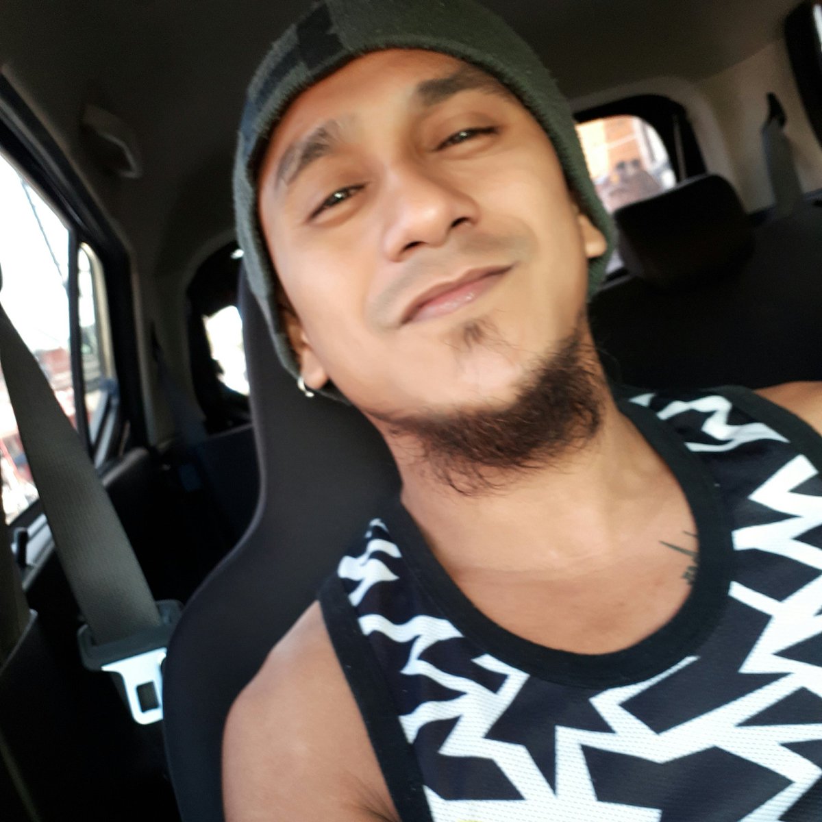 im_ratzz's tweet photo. #NewProfilePic https://t.co/SGSUoelt1C