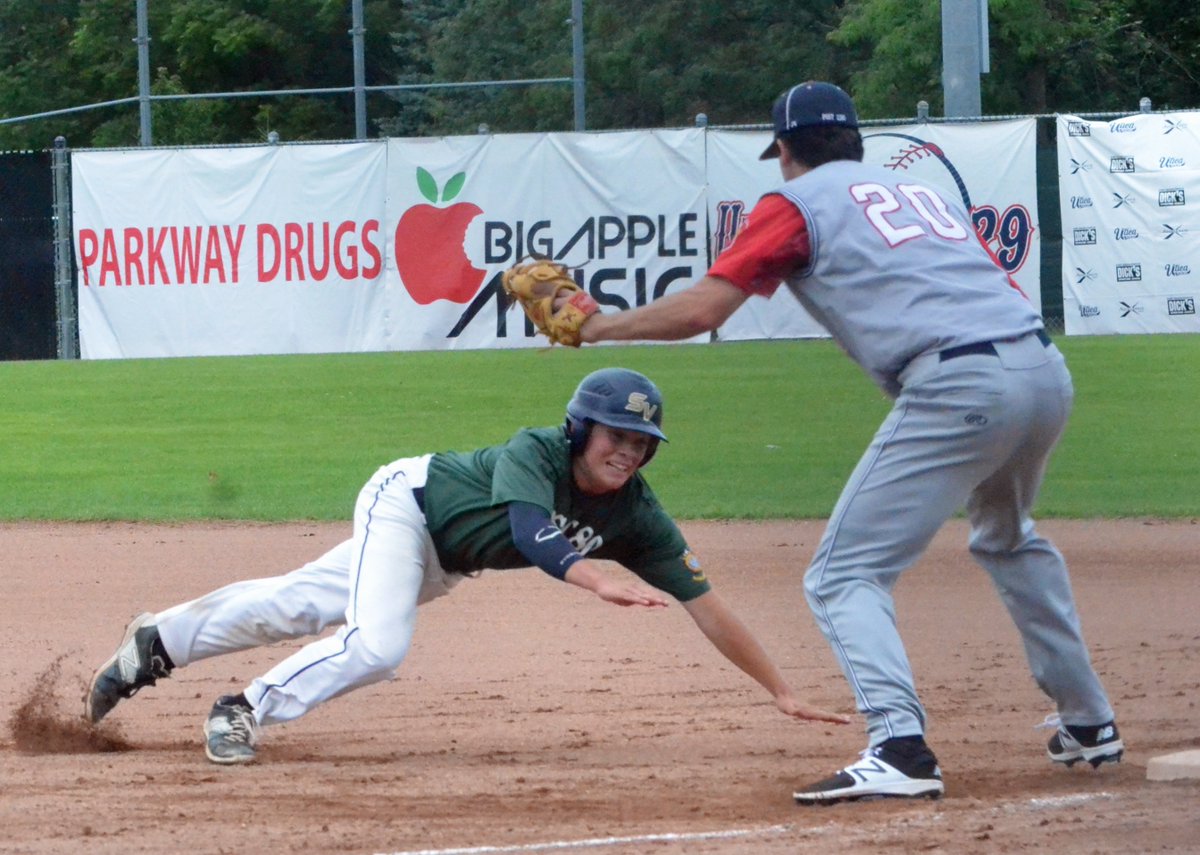 OneidaSports's tweet photo. #LegionBaseball: Moffett's walkoff single gives @SLegbaseball state playoff win over Binghamton Post.
https://t.co/Qw6Gd9Hhrc https://t.co/rZfAGDqxQH