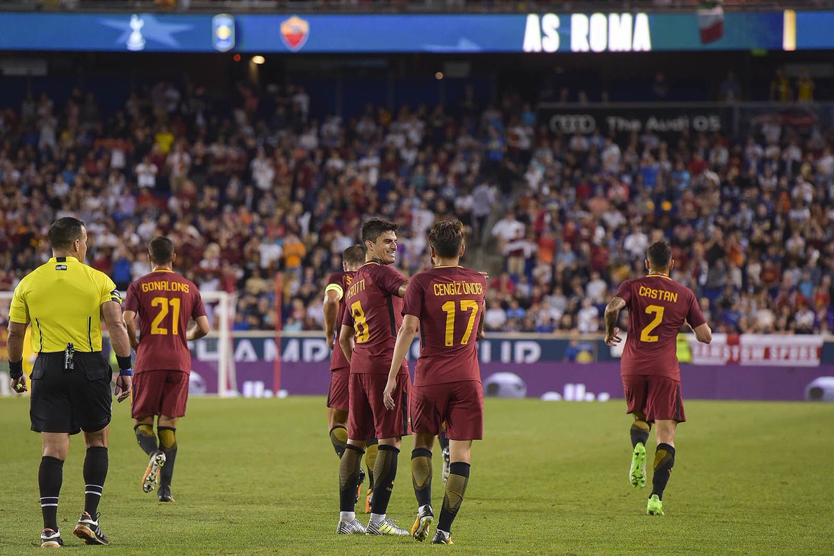 OfficialRoma_ID's tweet photo. FT: #SpursRoma 2-3

https://t.co/etxCqa3cX8

#2017ICC #RomaTour

Grazie ROMA! https://t.co/WOsRNHH9mN