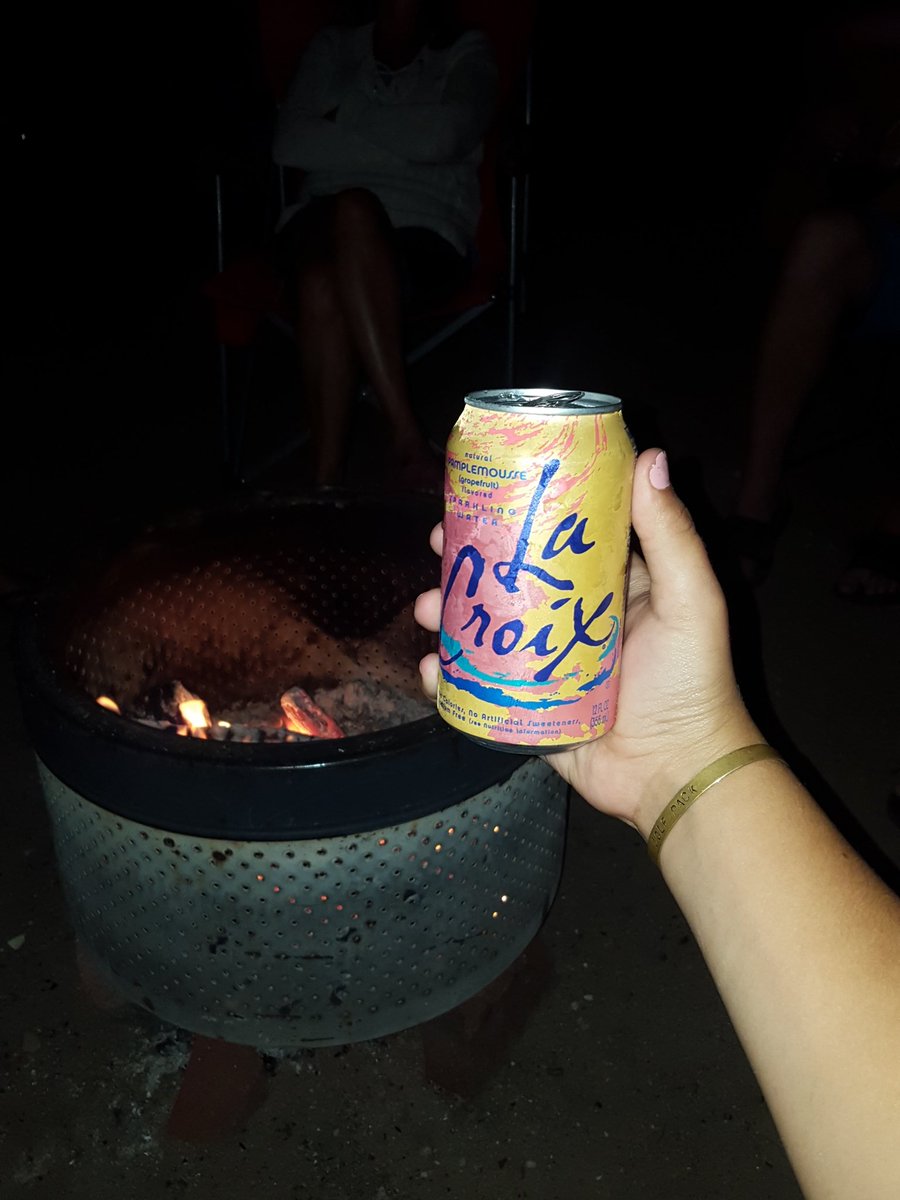 AshleyGraceS's tweet photo. @enjoyLaCroix Pamplemousse !! (Duh) https://t.co/vlqn569MXU