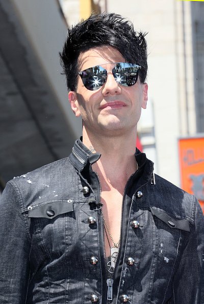 LoyallyYours's tweet photo. #Piics of @CrissAngel arriving at the #WalkOfFame ceremony https://t.co/VBrmqtBc4d
