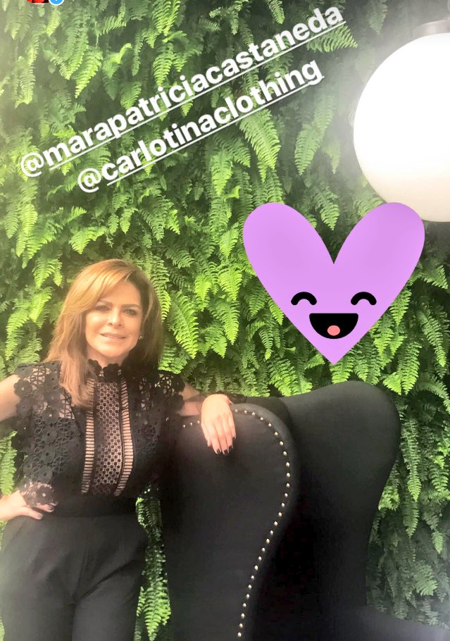 ManagementMR's tweet photo. Shooting con @MaraCastaneda #CarlotinaClothing 👌🏻 https://t.co/IjTqFGlv6e